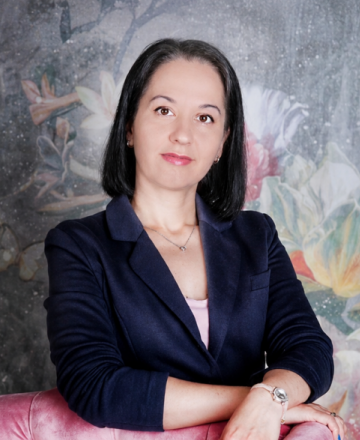 Анна Клёнова — клинический психолог